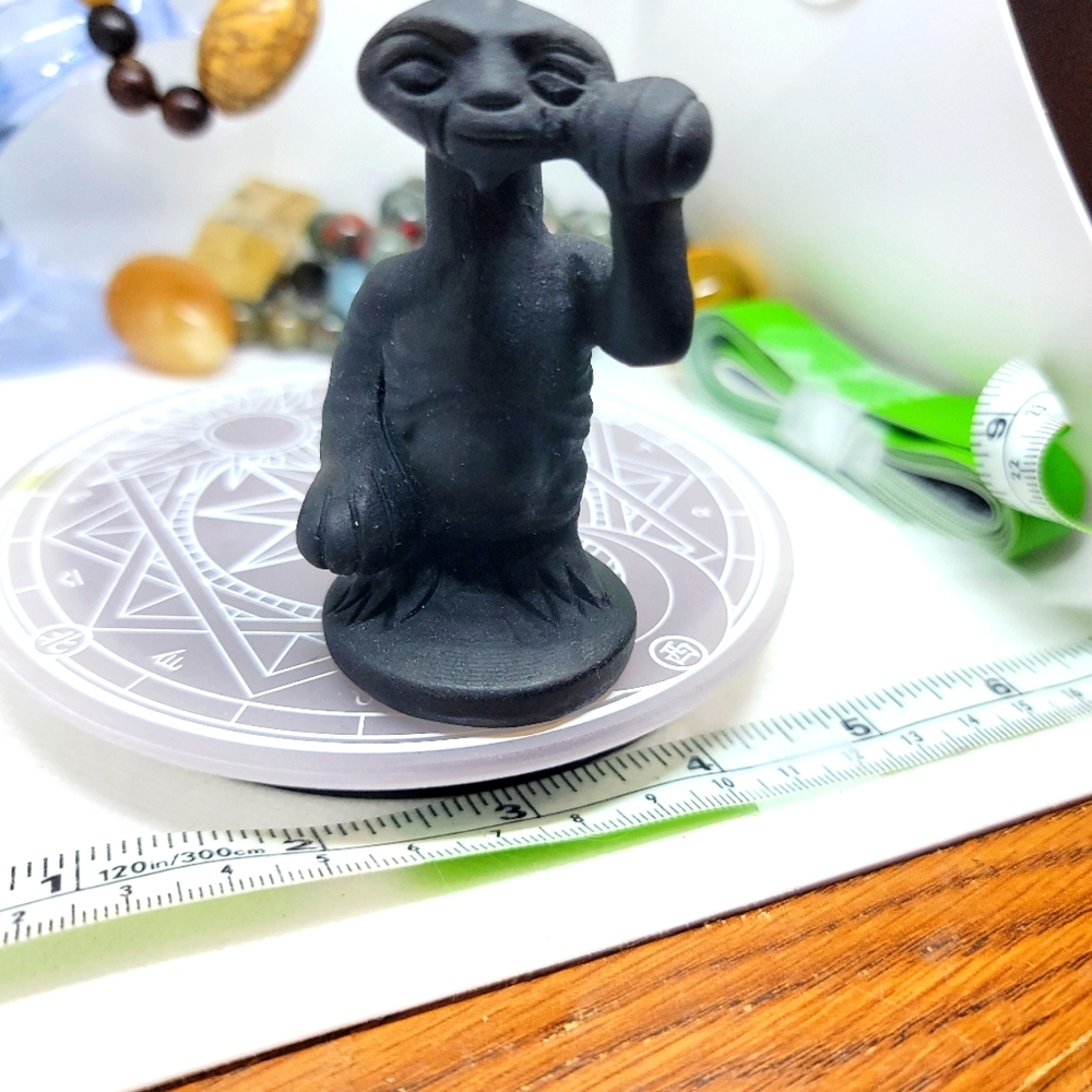 Black Obsidian E.T.